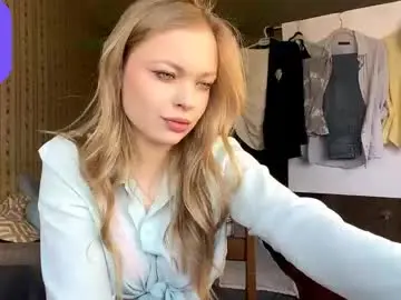 Chaturbate Best live sex cam show of lanniecastellow