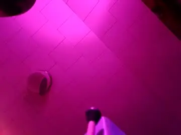 Chaturbate Free Porn Cam of prettysolid7