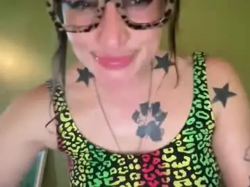 Chaturbate Live Sex Cam of arielwyld