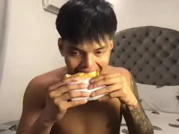 Chaturbate Free Porn Cam of asianhugescott