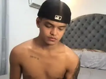 Chaturbate Best live sex cam show of asianhugescott