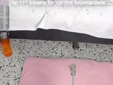 Chaturbate Adult Webcam of cristale69