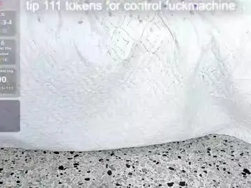 Chaturbate Best live sex cam show of cristale69