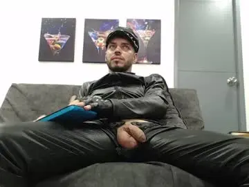 Chaturbate Free Live Porn of mack_daniels