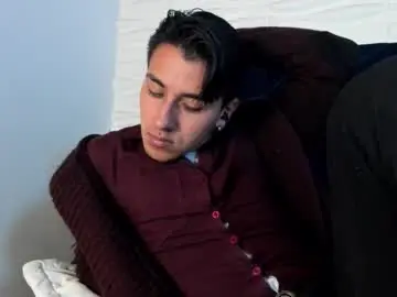 Chaturbate Free Live Porn of andyjoy_