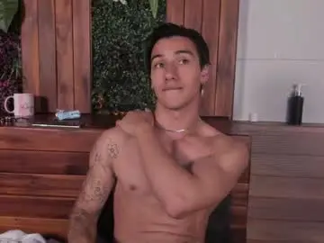 Chaturbate Best live sex cam show of andyjoy_