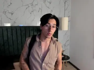 Chaturbate Best live sex cam show of andyjoy_