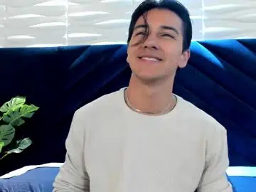 Chaturbate Free Live Porn of andyjoy_