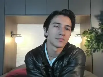 Chaturbate Free Live Porn of andyjoy_
