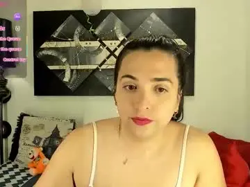 Chaturbate Live Sex Cam of sarahjey