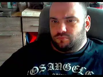 Chaturbate Live Sex Cam of scuban87