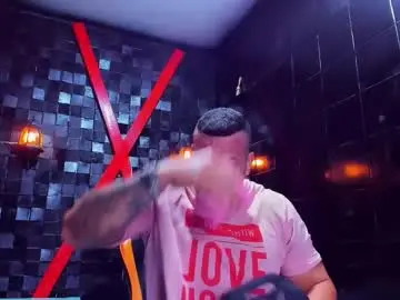 Chaturbate Watch Live Sex Cams of tyleer_scot