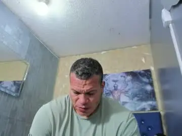 Chaturbate Sex Cam of tyleer_scot