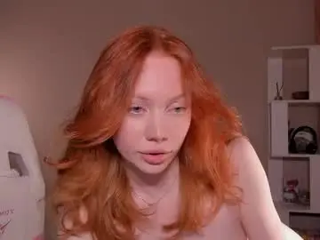 Chaturbate Live Sex Cam of honeyautumn