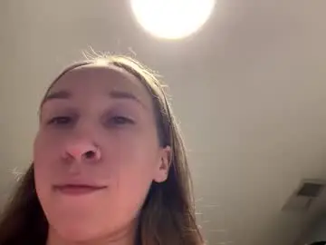 Chaturbate Live Sex Cam of ashleetoocute