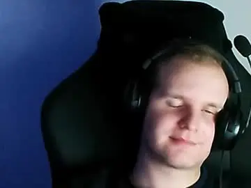 Chaturbate Live Sex Cam of croissant911