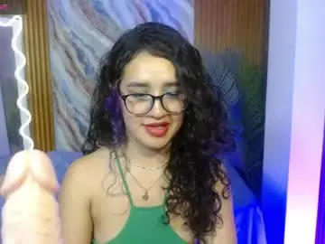 Chaturbate Watch Live Sex Cams of ellis_tay