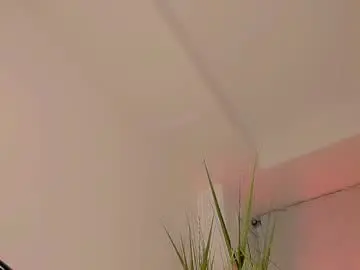 Chaturbate Live Sex Cam of katee_bloss
