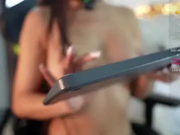 Chaturbate Free Porn Cam of kissing33