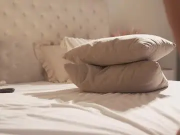 Chaturbate Live Porn of kissing33