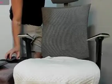 Chaturbate Best live sex cam show of mattiwsmorris_