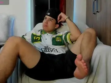 Chaturbate Live Sex Cam of mattiwsmorris_