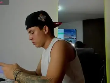 Chaturbate Sex Cam of mattiwsmorris_