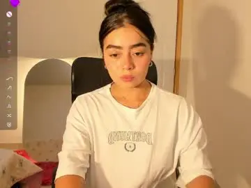 Chaturbate Live Sex Cam of ninamillanx