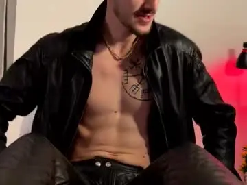 Chaturbate Live Sex Cam of thejoker888