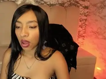 Chaturbate Free Porn Cam of adarasuri_v