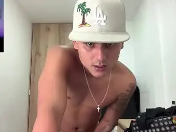 Chaturbate Sex Chat of bob_pettersonn