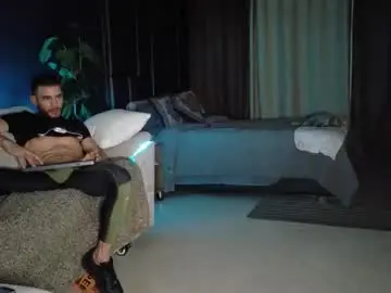 Chaturbate Free Porn Cam of crhistian1_