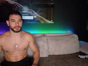 Chaturbate Live Sex Cam of crhistian1_