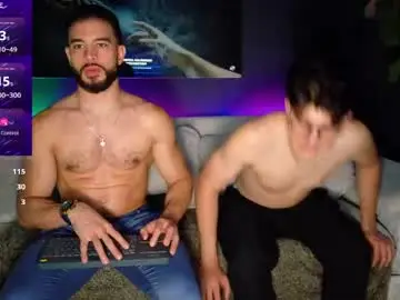 Chaturbate Watch Live Sex Cams of crhistian1_