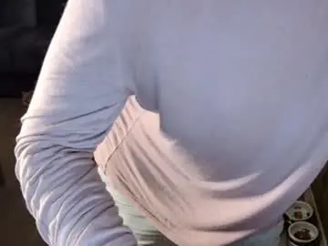 Chaturbate Live Sex Cam of georgiapeachgirl