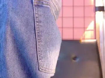 Chaturbate Live Porn of martin_killer