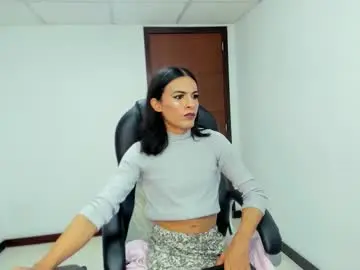 Chaturbate Free Live Porn of aisha_hotts777