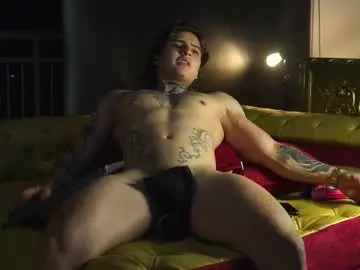 Chaturbate Sex Cam of dantecoppolaa