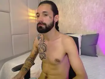 Chaturbate Live Sex Cam of hisoka_0