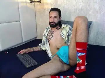 Chaturbate Nude Webcam of hisoka_0