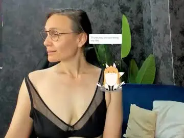 Chaturbate Live Sex Cam of lillian_white1
