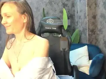 Chaturbate Sex Cam of lillian_white1