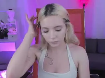 Chaturbate Adult Webcams of aurorawrenfield