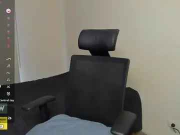 Chaturbate Live Sex Cam of derekcb