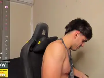 Chaturbate Sex Cam of derekcb