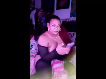 Chaturbate Free Live Porn of domtstopgal