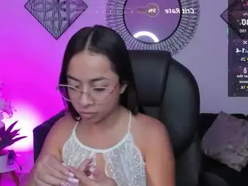 Chaturbate Adult Video Chat of julyy_adams