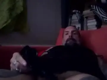 Chaturbate Watch Live Sex Cams of smallbutluvsbig