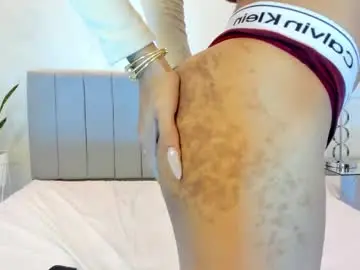Chaturbate Live Sex of felicia_whitee