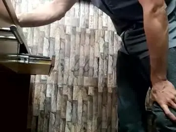 Chaturbate Live Sex Cam of jhosuamoore